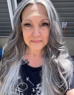 Brenda Collection-Helen Greyish blonde with tiny white highlight 28 inches with wavy style