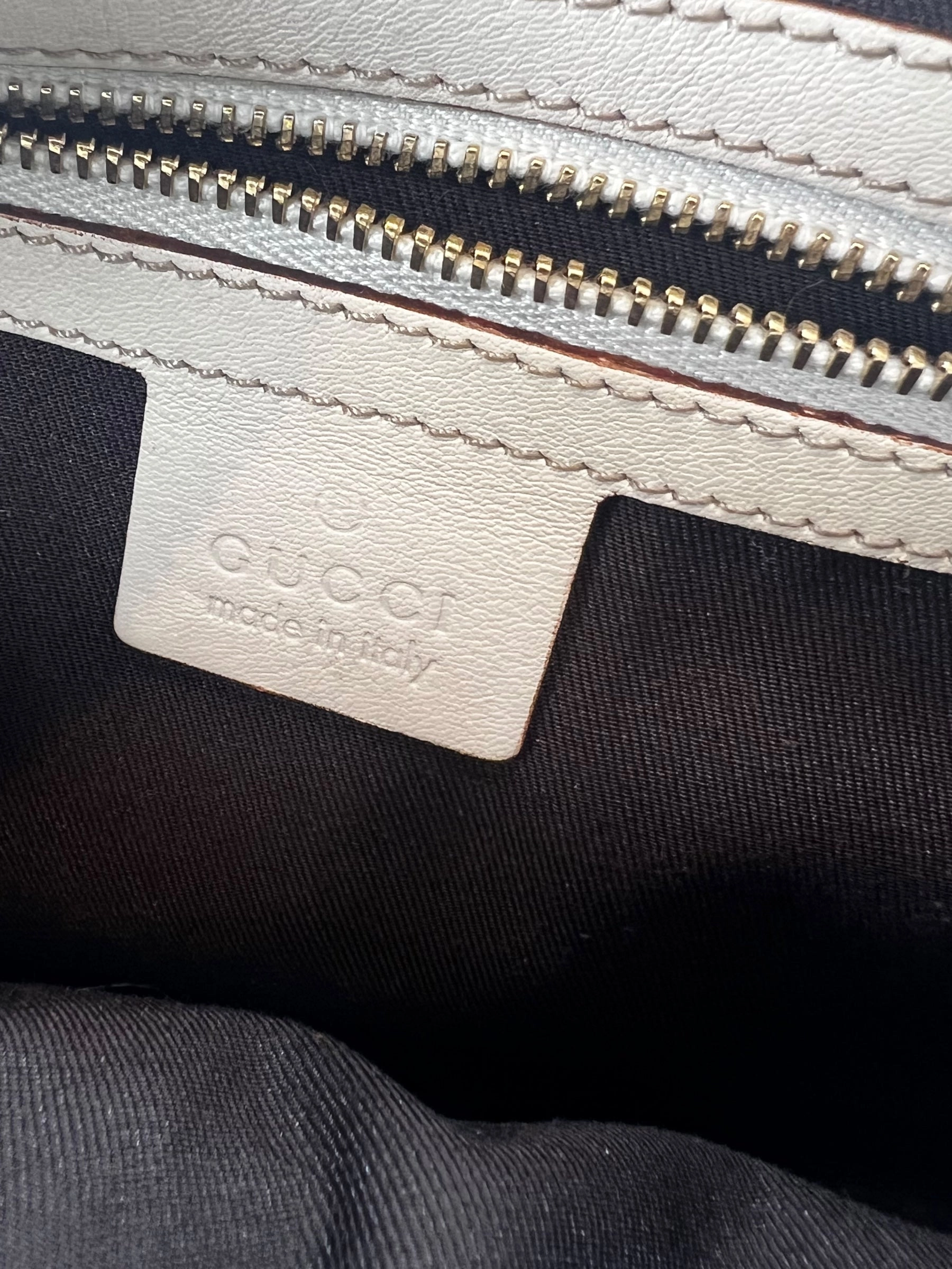 Gucci Off White Leather Shoulder Bag