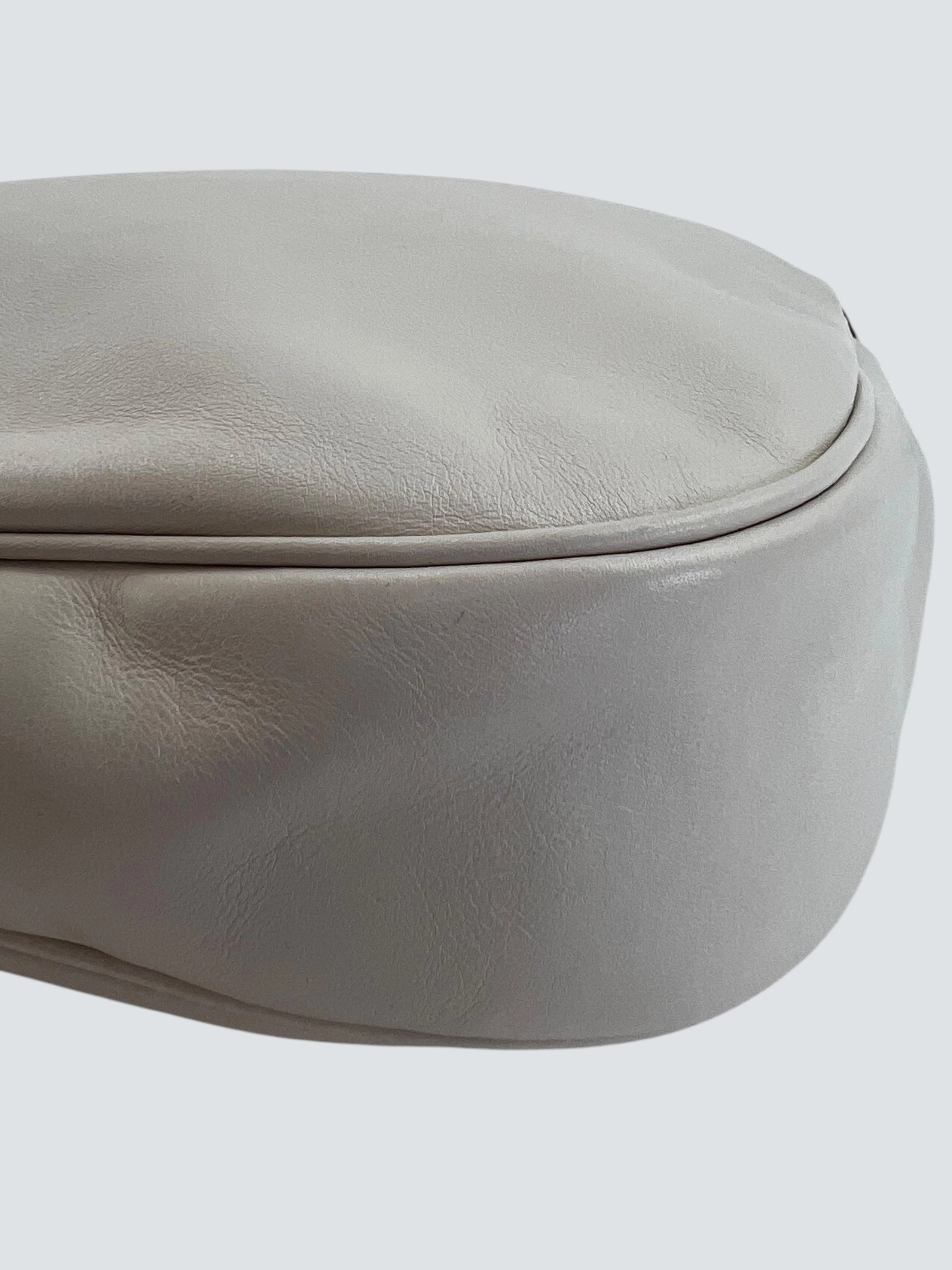 Gucci Off White Leather Shoulder Bag