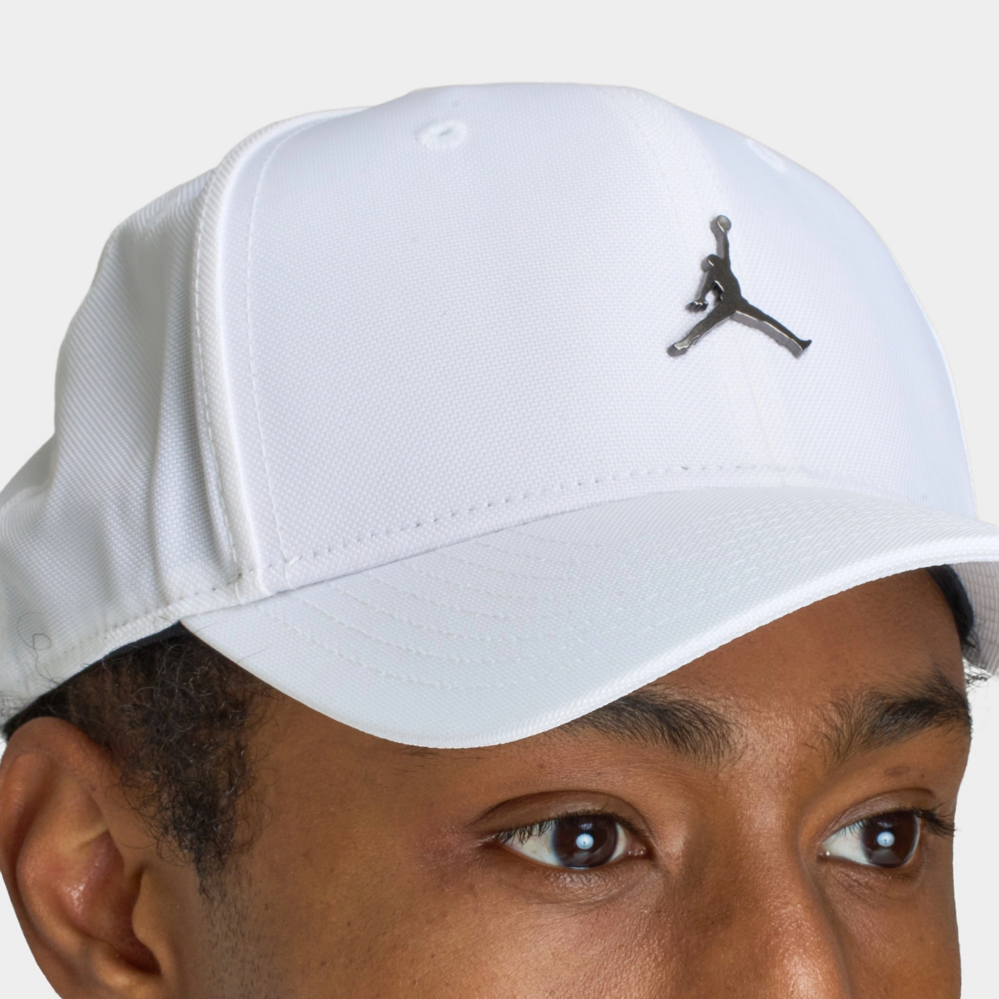 Jordan Rise Structured Metal Jumpman Strapback Cap / White