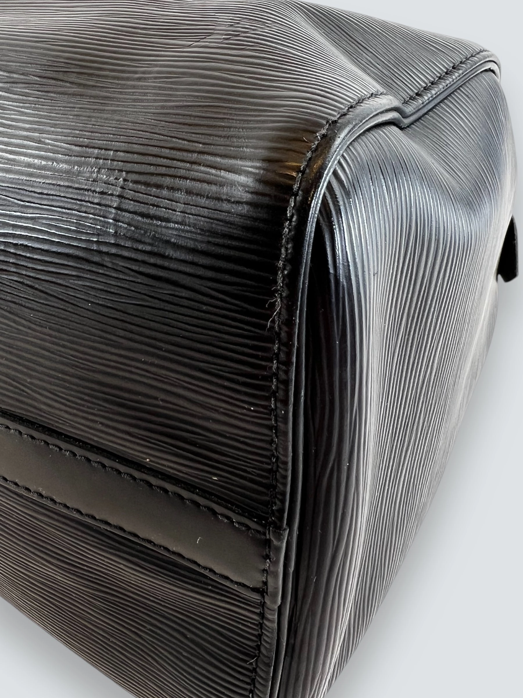 Louis Vuitton Black Epi Leather Speedy 35 Handbag