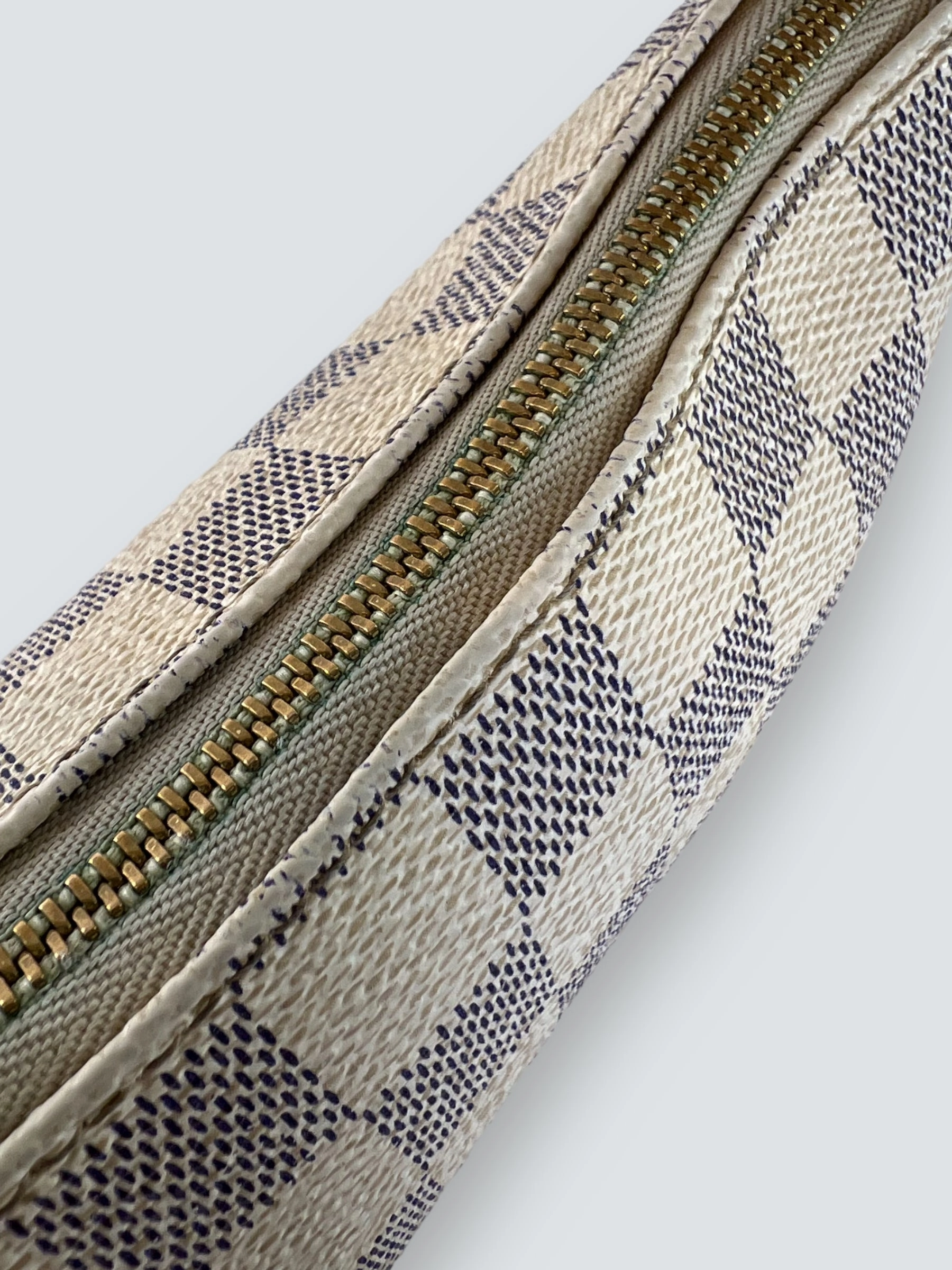 Louis Vuitton Canvas Pochette Azur Handbag