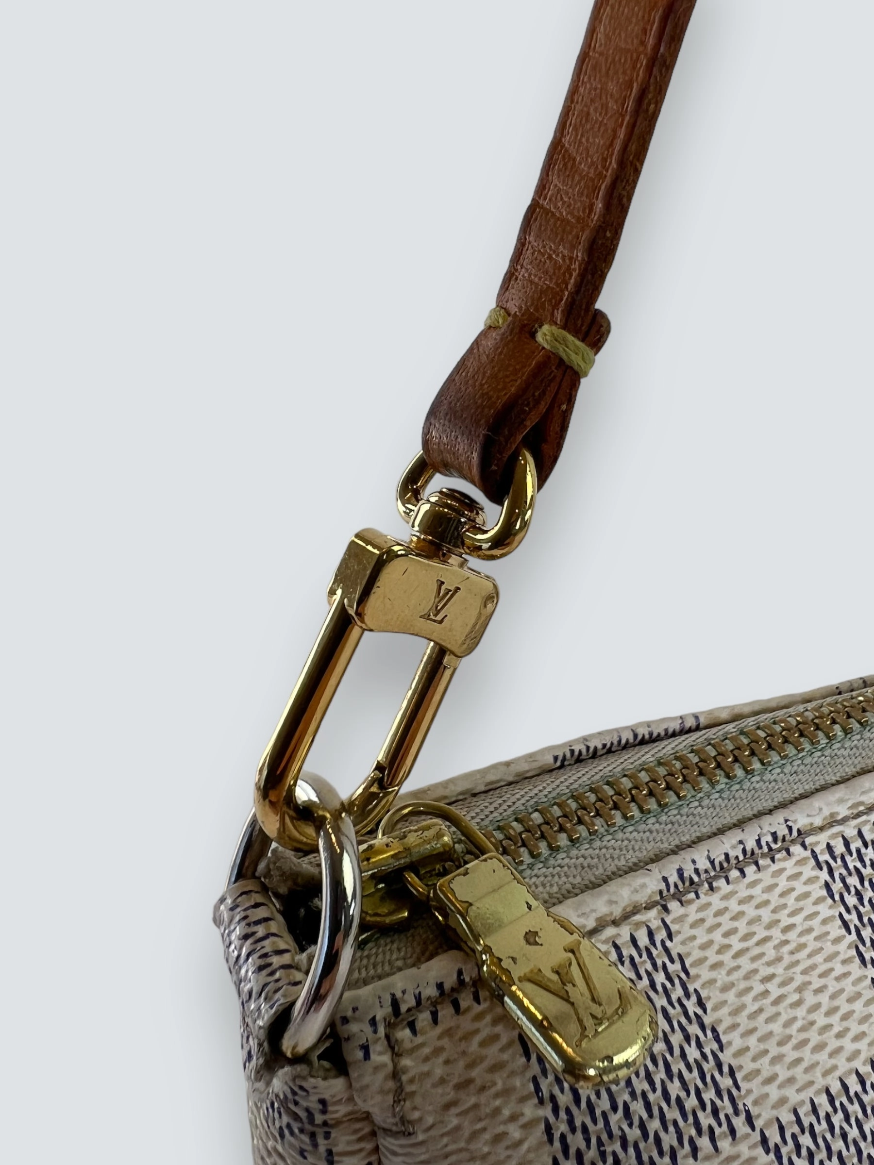 Louis Vuitton Canvas Pochette Azur Handbag