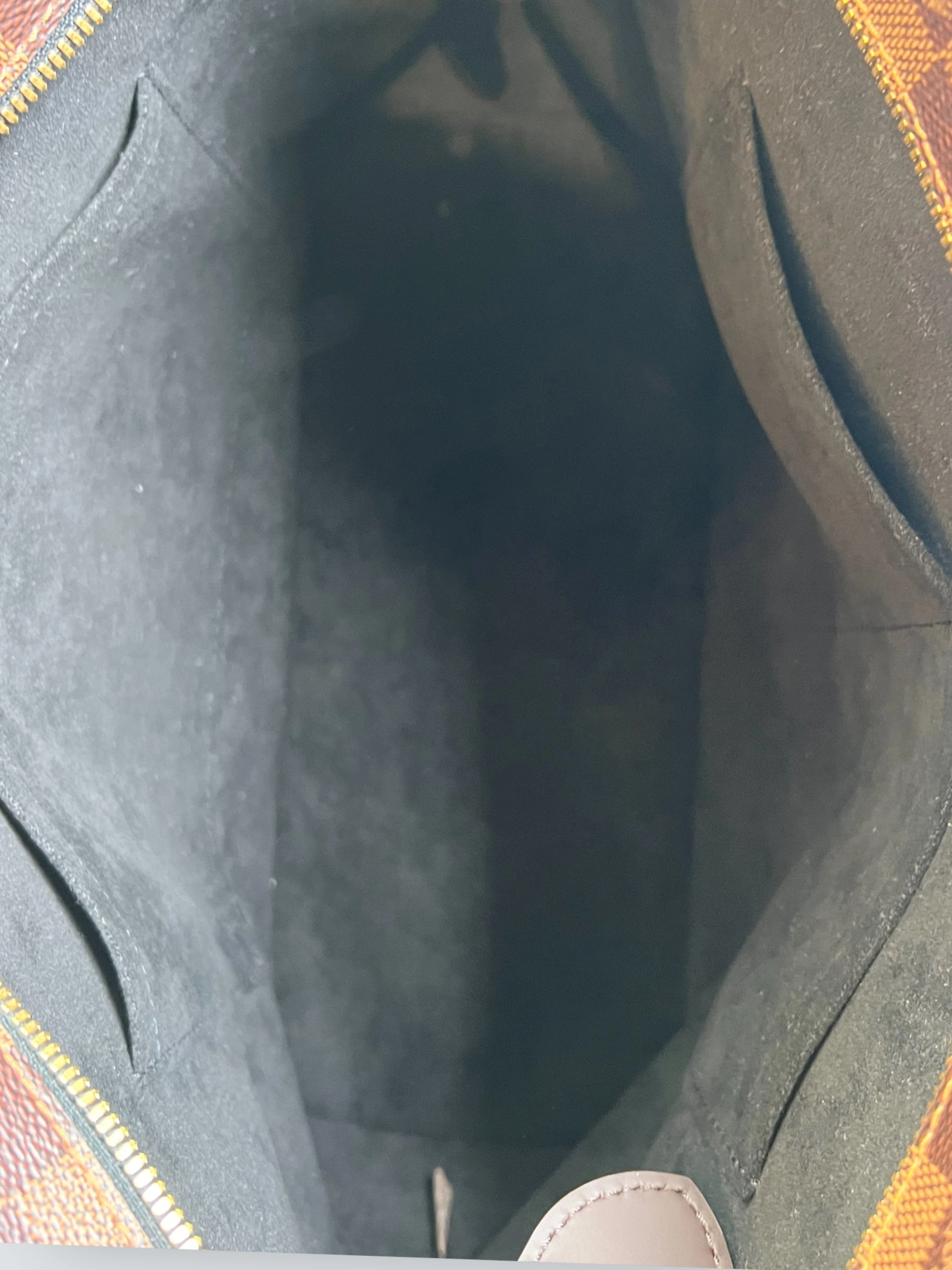 Louis Vuitton Damier Ebene Canvas Kensington Tote