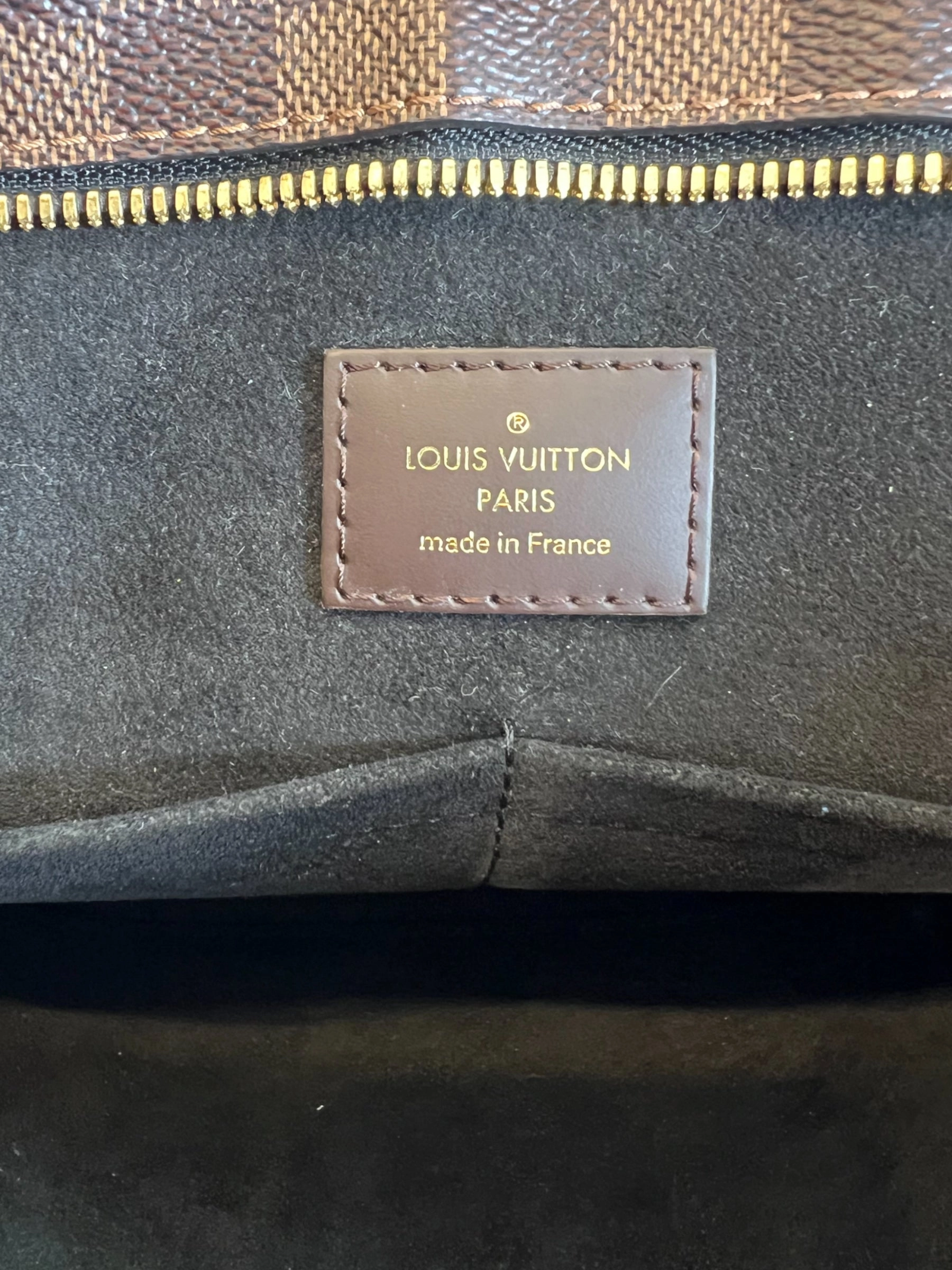 Louis Vuitton Damier Ebene Canvas Kensington Tote