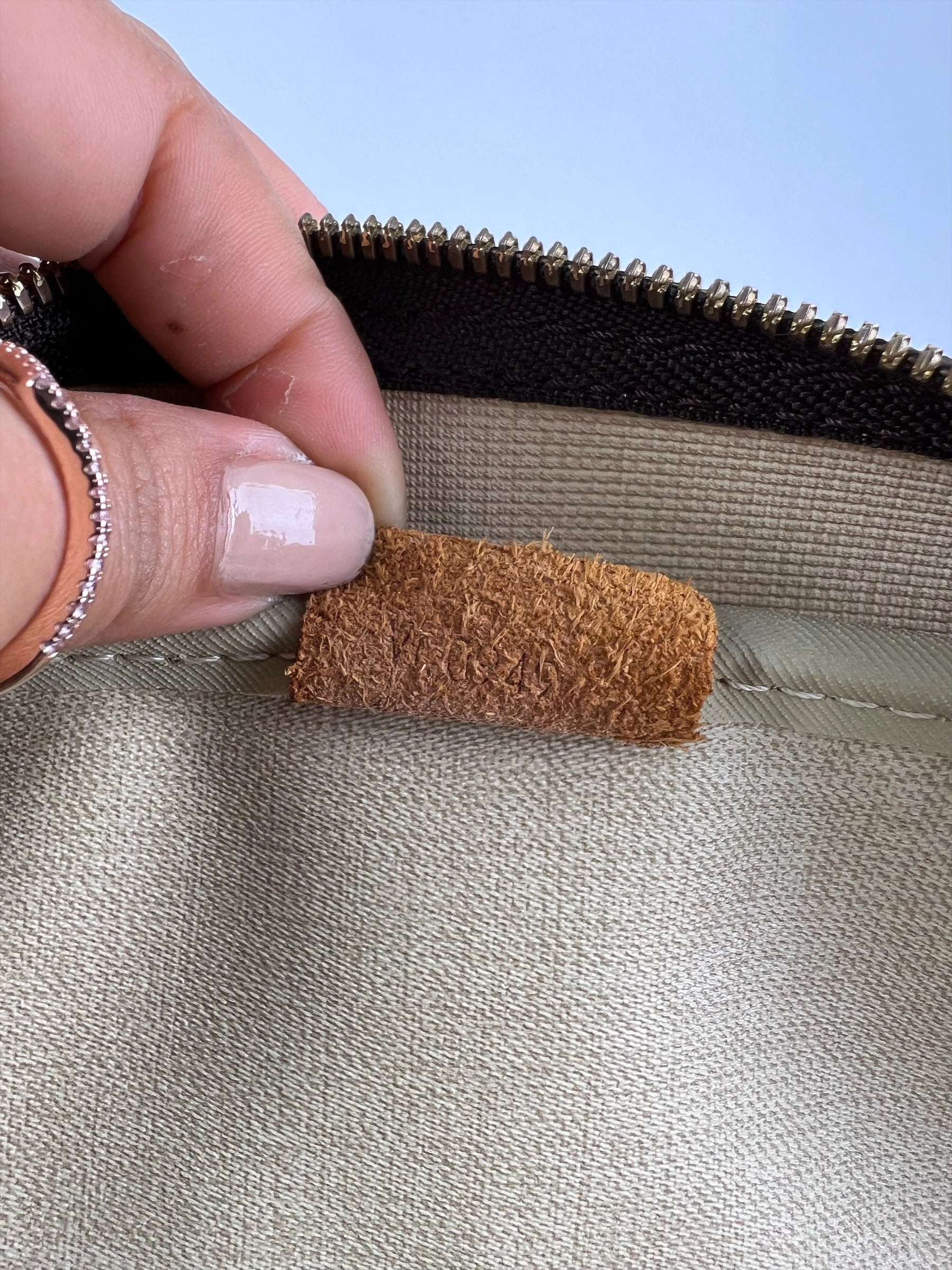 Louis Vuitton Monogram Canvas Deauville Tote