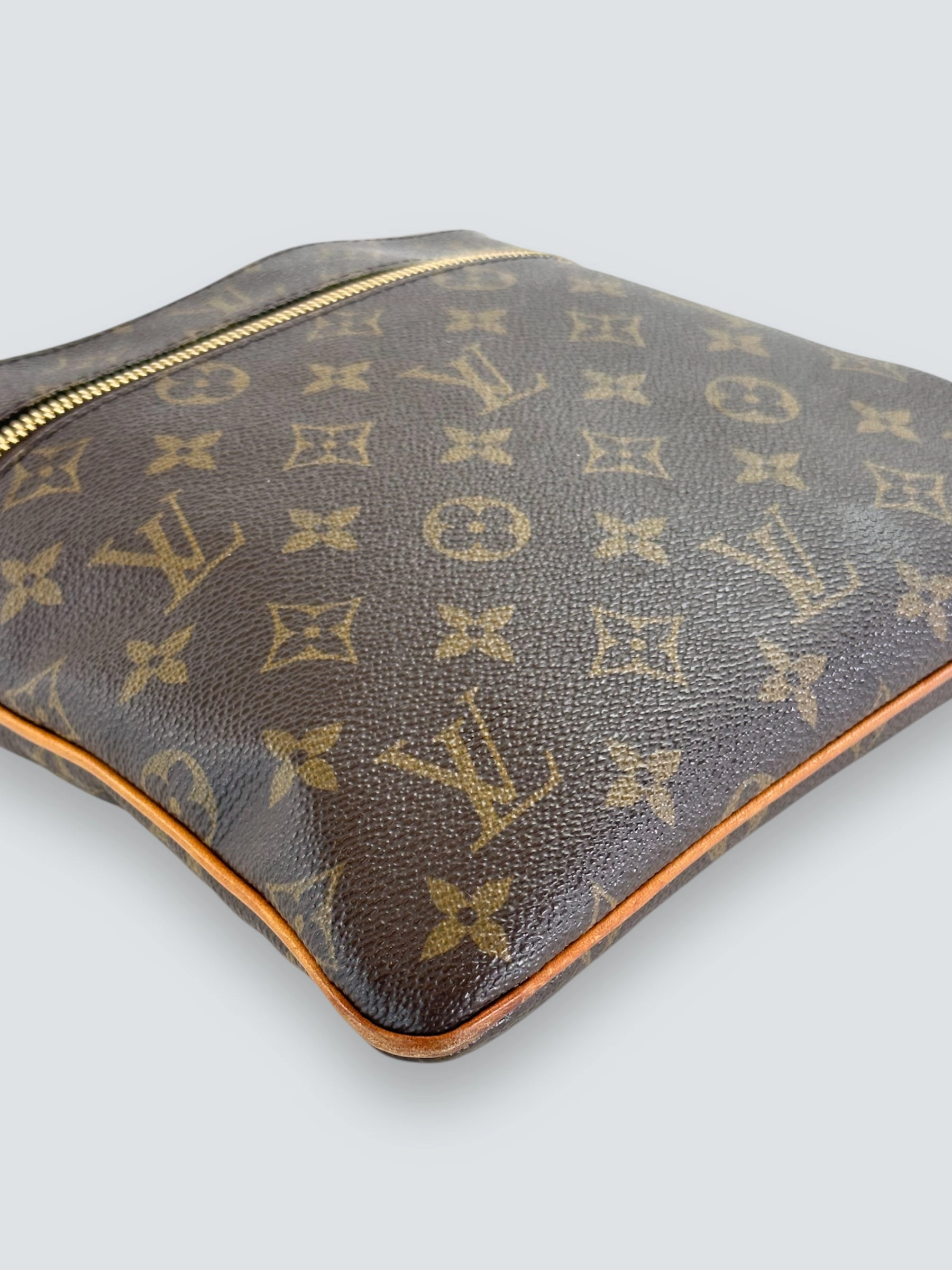 Louis Vuitton Monogram Canvas Pochette Valmy Crossbody