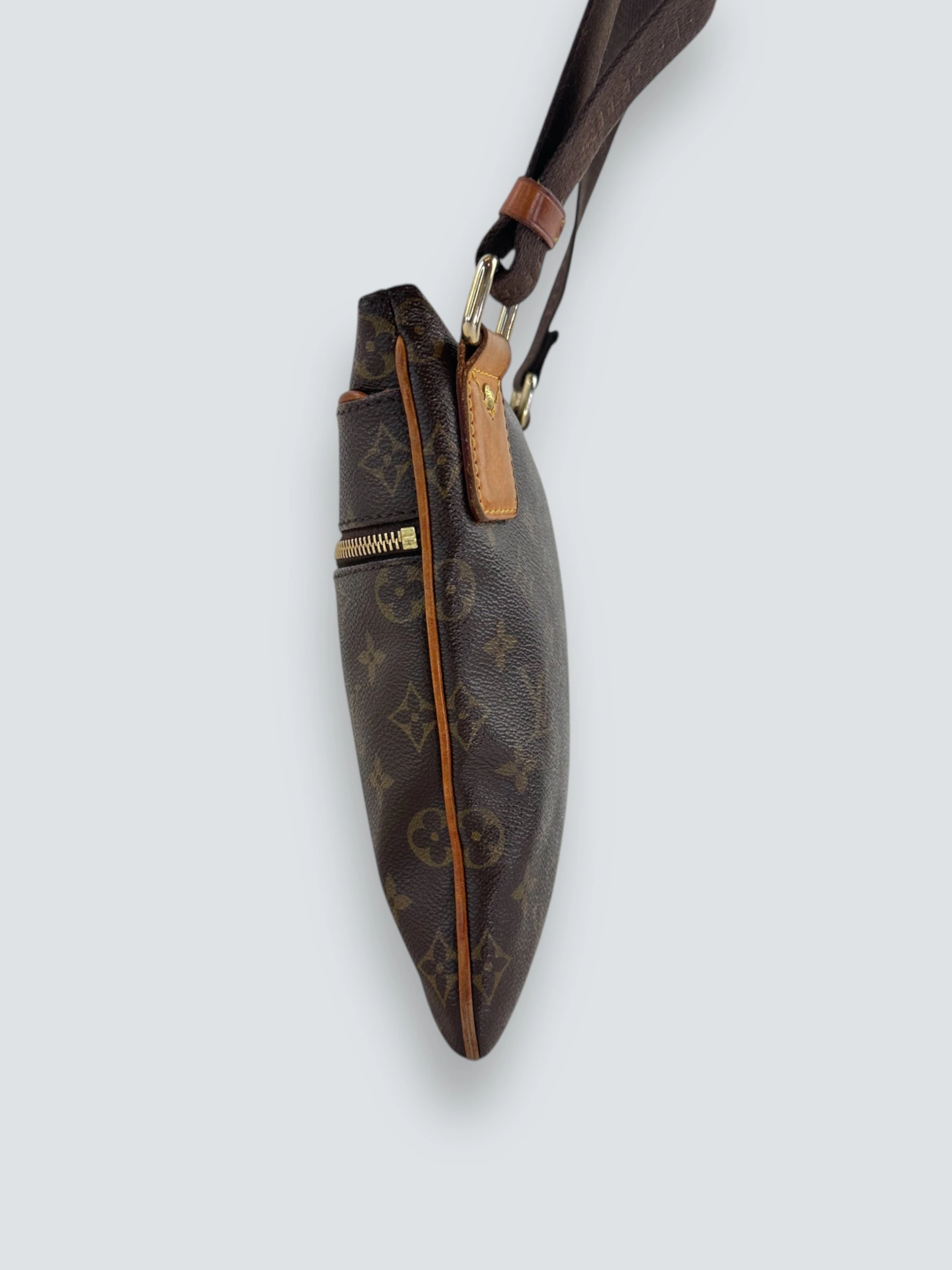 Louis Vuitton Monogram Canvas Pochette Valmy Crossbody