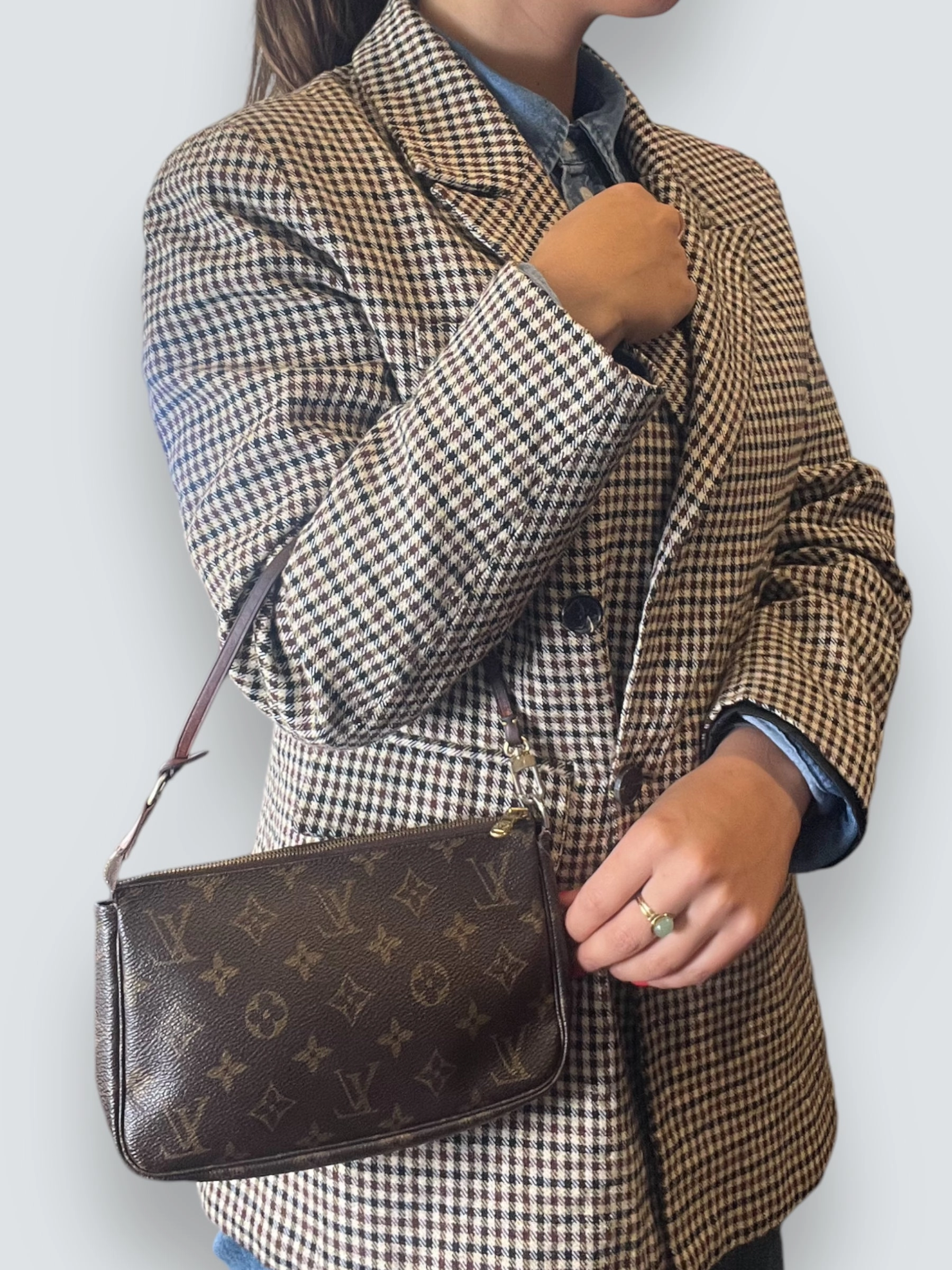 Louis Vuitton Monogram Canvas Pochette