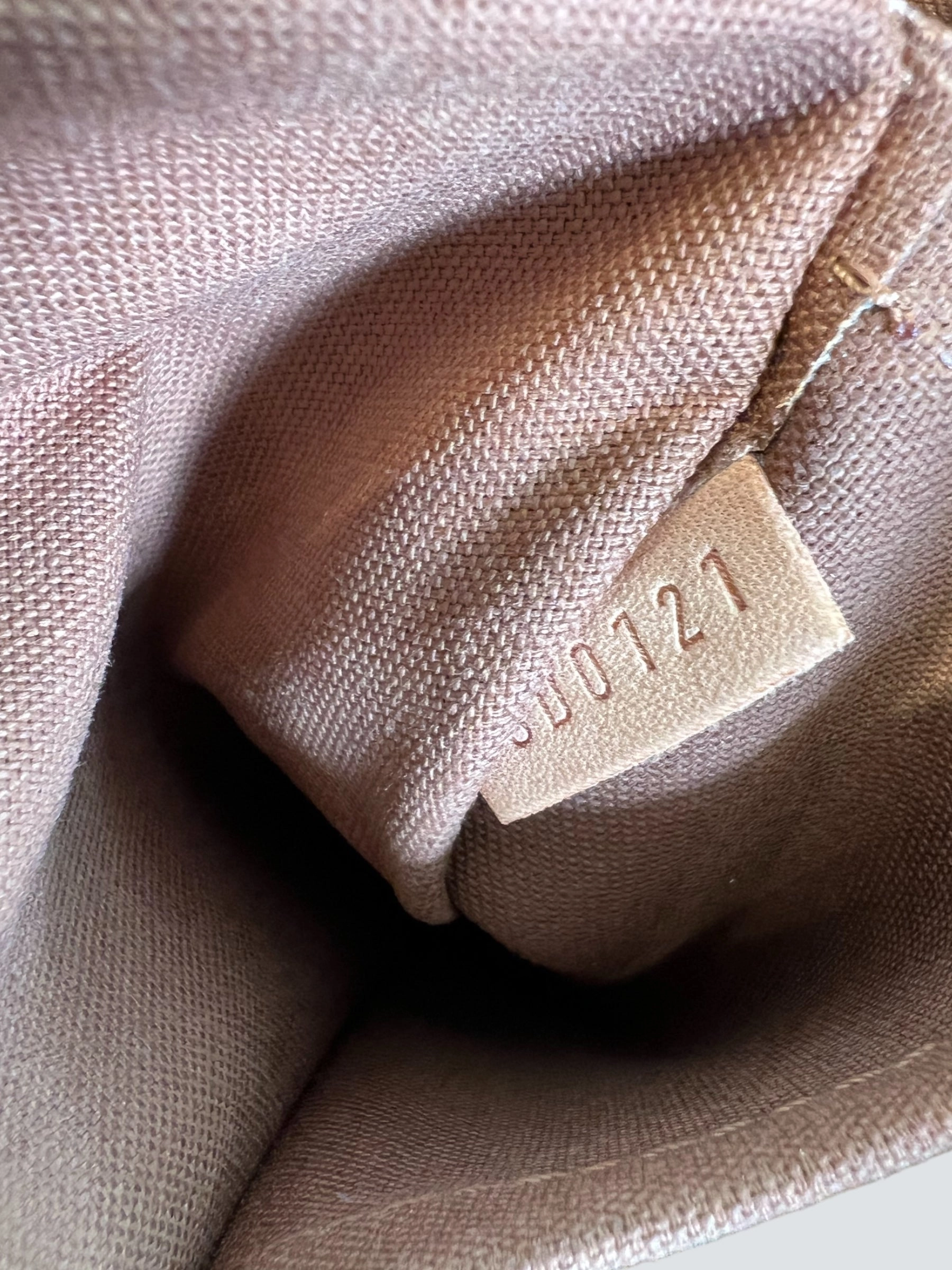 Louis Vuitton Monogram Canvas Tivoli Shoulder Bag