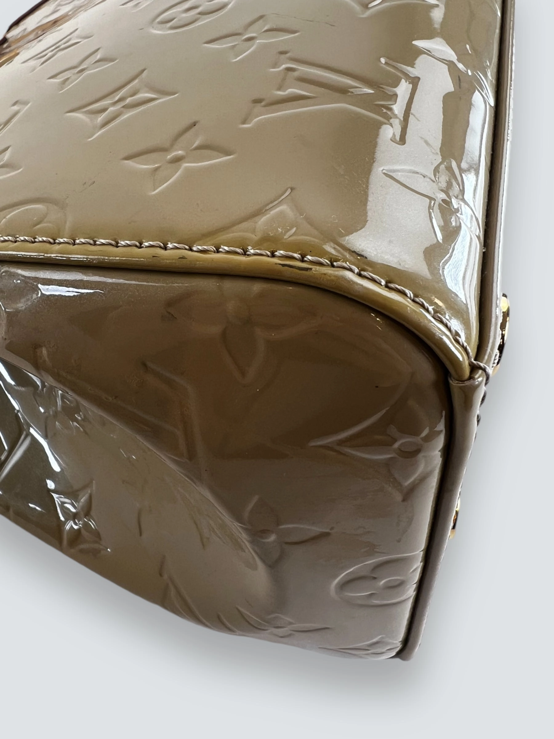 Louis Vuitton Taupe Vernis Leather Brea Tote
