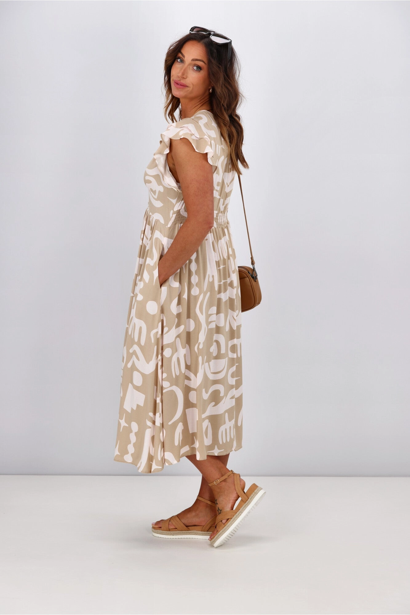 New U Collection Carmen V Neck Dress Beige Print